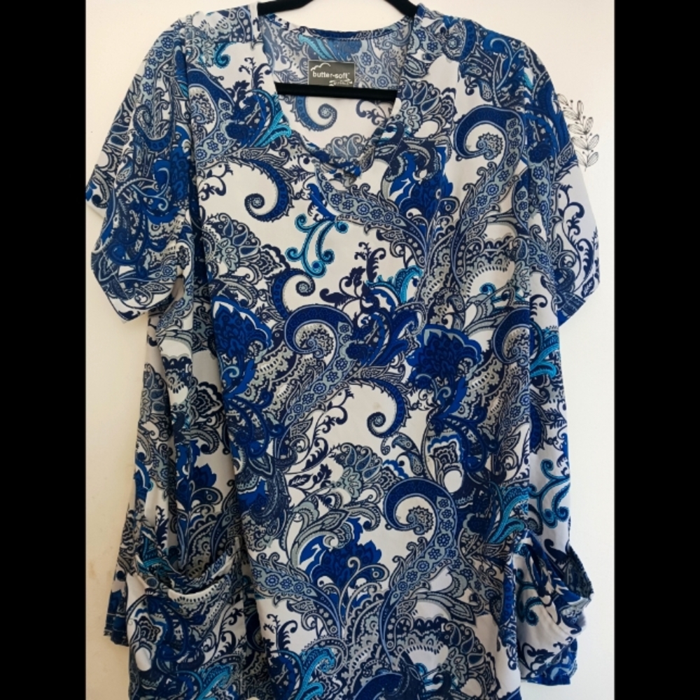 Used Scrub top